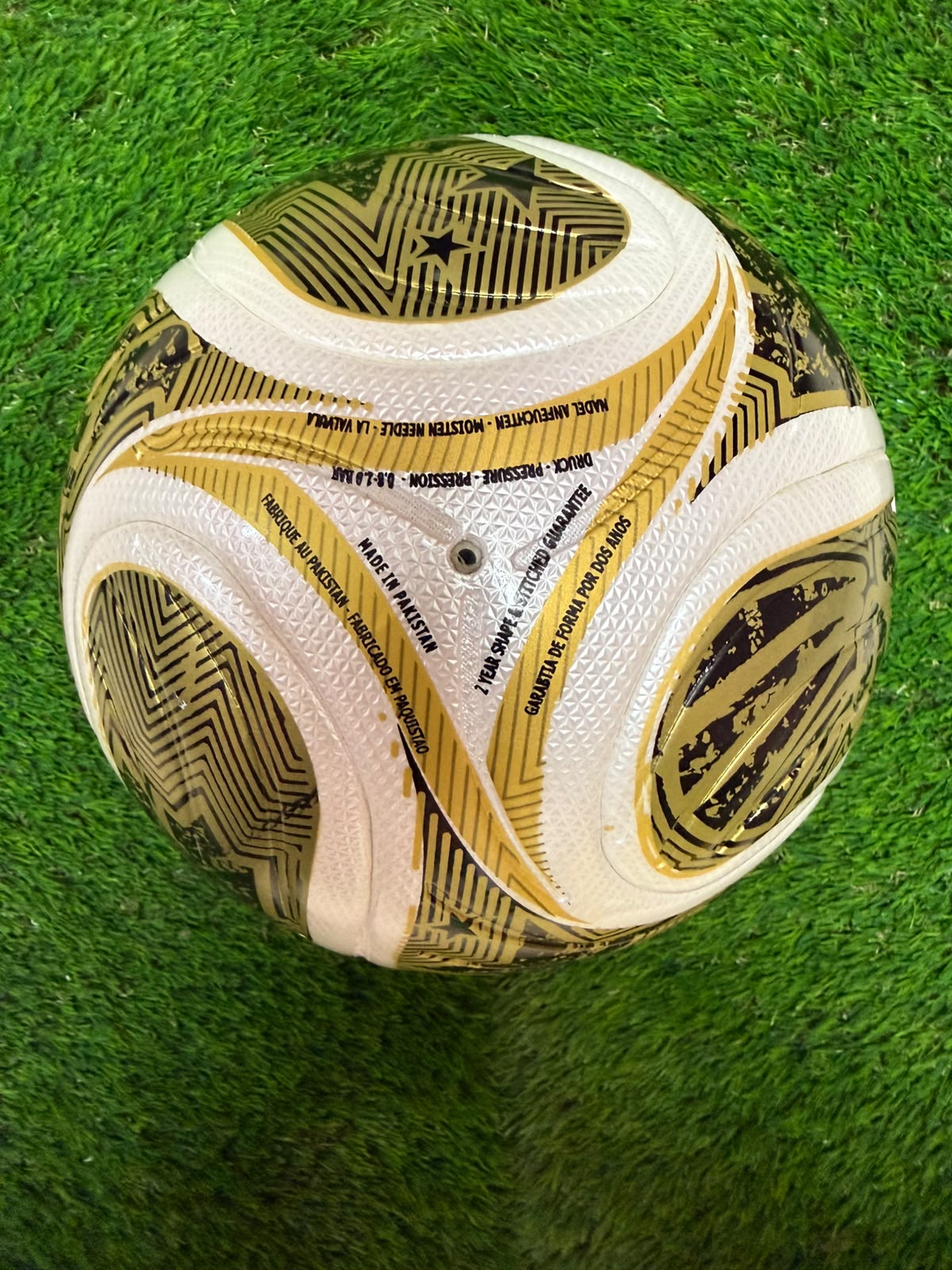 Trionda (Golden Edition Multi-Layer Football)