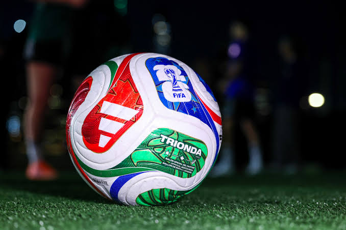 Trionda handstitched football